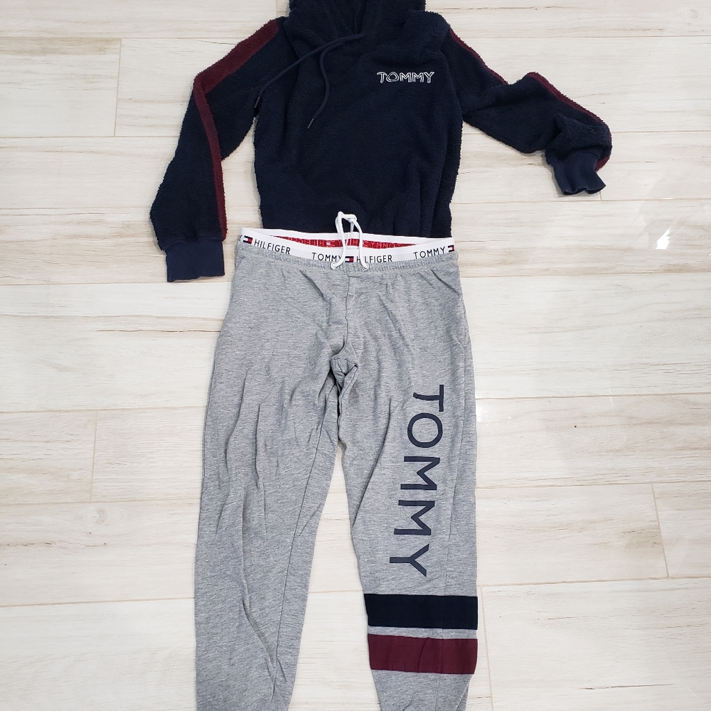 Tommy Hilfiger leisure set top L bottom S